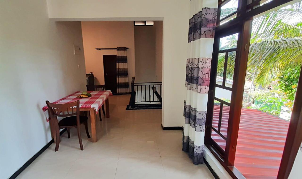 Sea & Greens Apartments Unawatuna Buitenkant foto